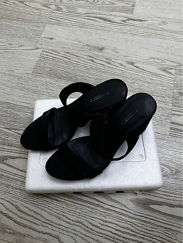H&M Siyah terlik