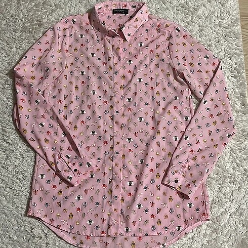 Pembe s beden gömlek böcek desenli