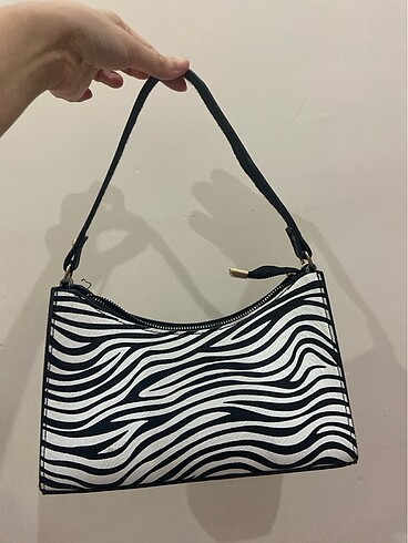 Zebra desenli çanta