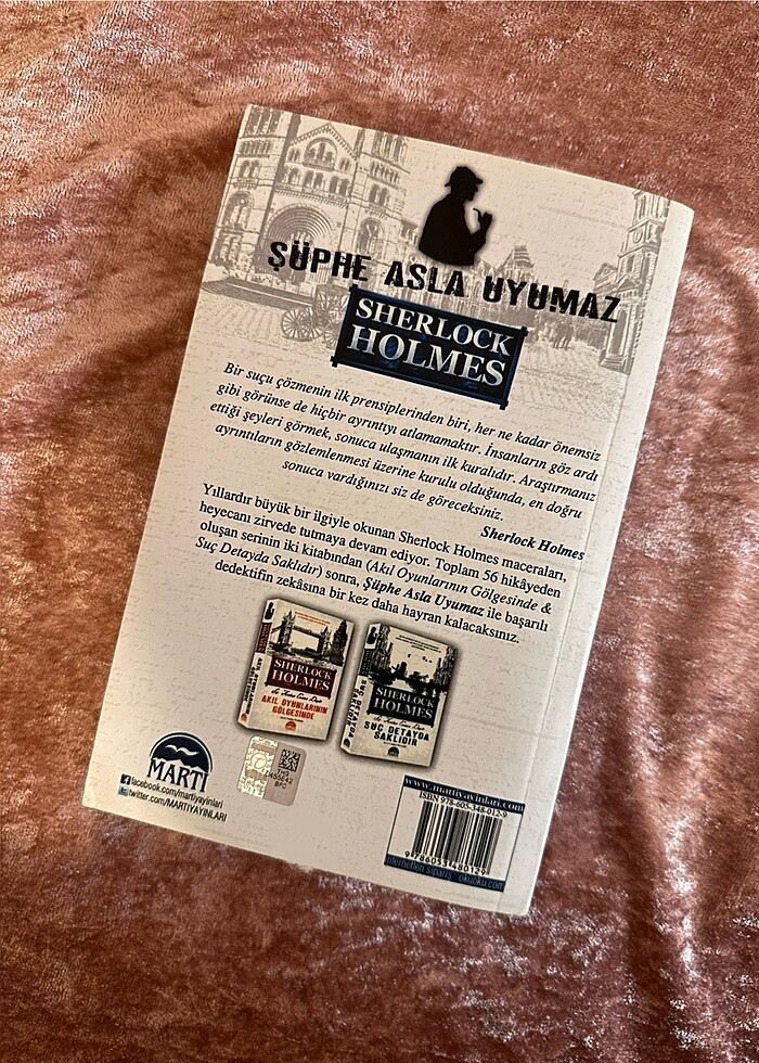Sherlock Holmes - Şüphe Asla Uyumaz (Kitap) - Görsel 2