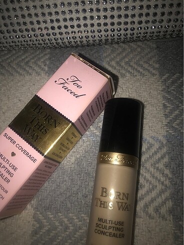  Beden Too Faced concealer
