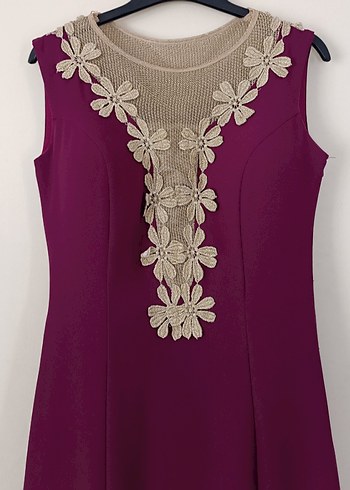 Gold Çiçek Detaylı Mürdüm Abiye Elbise - Görsel 2