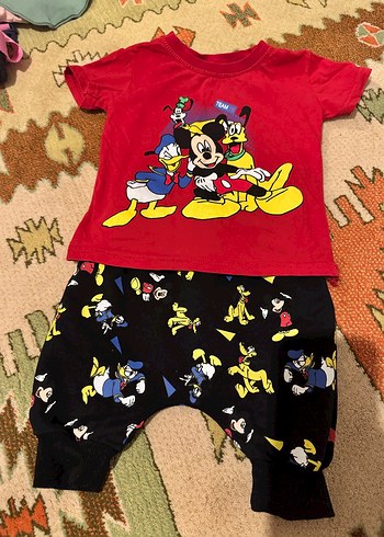 Kırmızı Mickey Mouse Baskılı Bebek Takımı