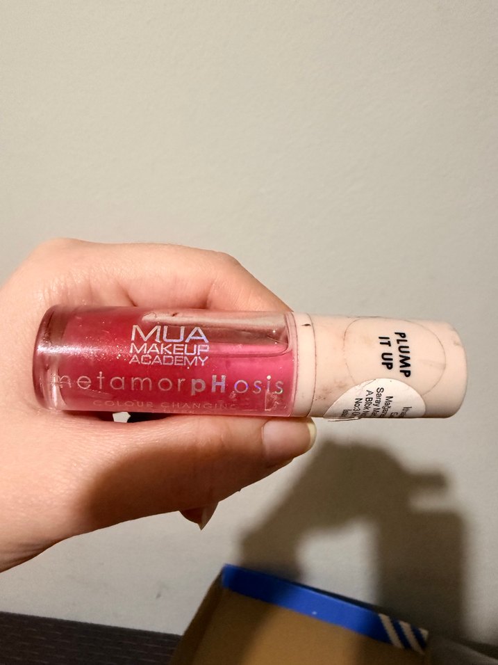 Pastel Pembe Dudak Parlatıcısı - Görsel 2