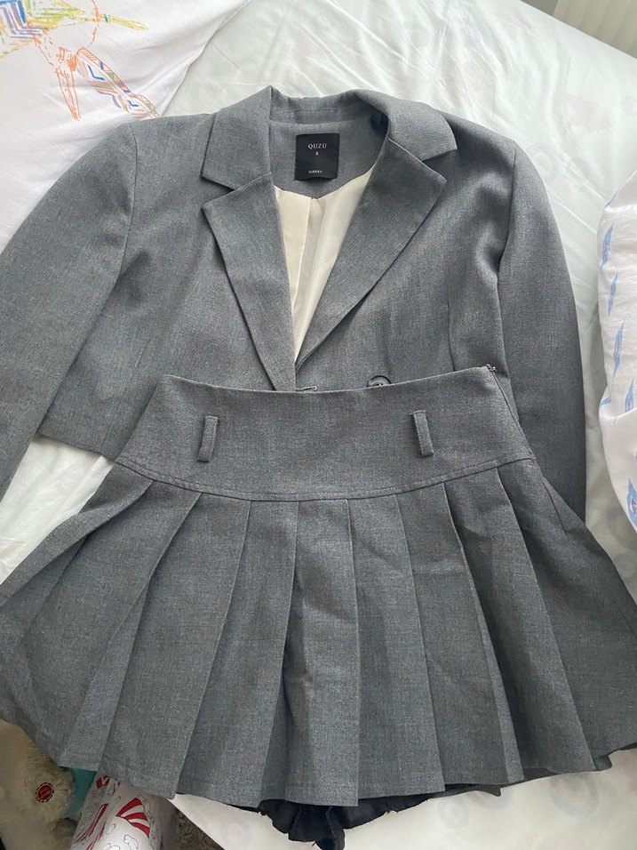 Gri Düğmeli Keten Kadın Blazer - Görsel 2