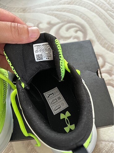 Under ARMOUR 38 numara 24 cm - Görsel 5