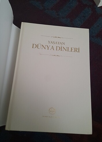 Yaşayan Dünya Dinleri