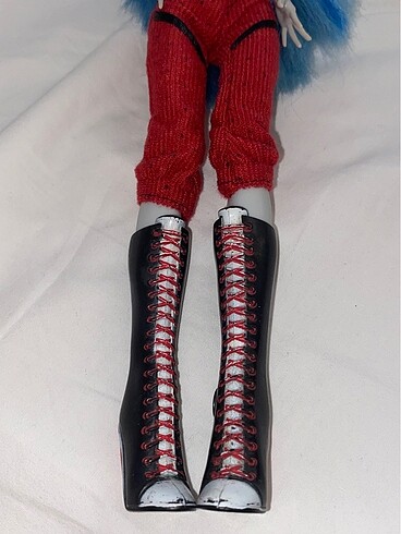 Monster High Monster high Ghoulia Yelps 2008 w1(?) Siyah lastik
