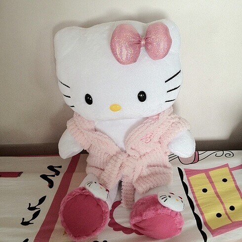 Beden Hello kitty build a bear