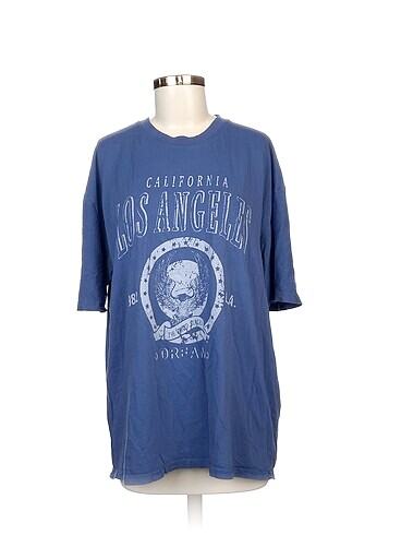 Addax T-shirt %70 İndirimli.