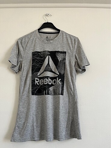Reebok Gri Tshirt