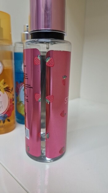 Diğer 3 adet vucut sprayi temiz yeni toplam fiyat