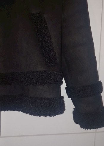 m Beden Siyah Suni Kürklü Oversize Ceket