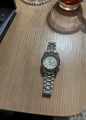 Diğer Beyaz Klasik Kadın Kol Saati