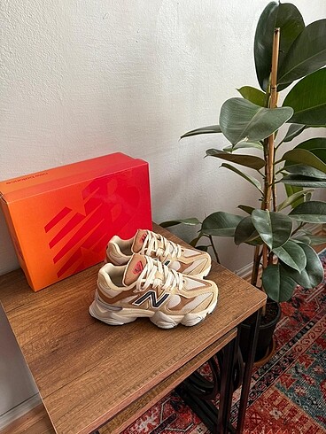 New balance 9060
