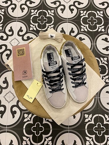 37 Beden Golden Goose İthal