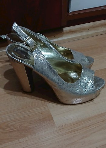 topuklu ayakkabı - Görsel 3