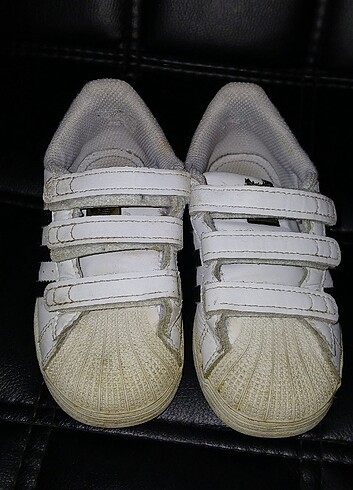 26 Beden beyaz Renk Adidas çocuk spor ayakkabı