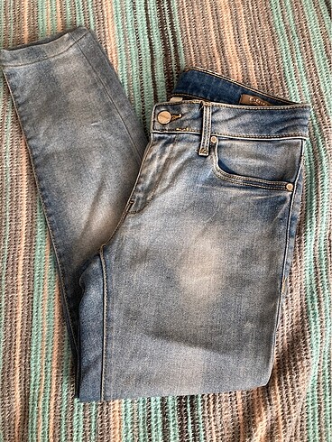 Mango jean