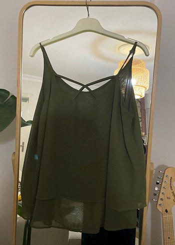 Drapeli Yeşil Askılı Kadın Bluz - Görsel 3