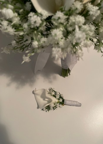 Dantel Detaylı Beyaz Gelin Buketi ve Yaka Çiçeği - Görsel 7