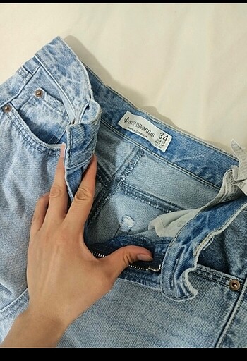 34 Beden STRADİVARIUS STRAİGHT CROP FİT JEAN