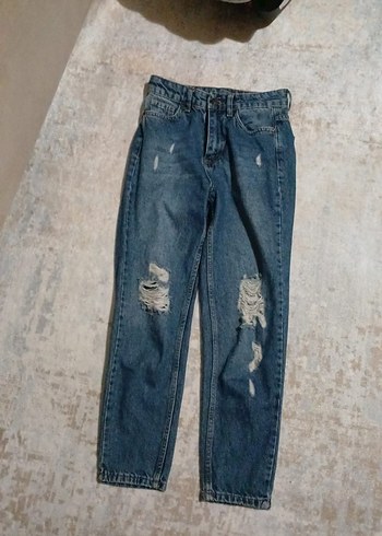 Kadın Mavi Yırtık Denim Pantolon - Görsel 2