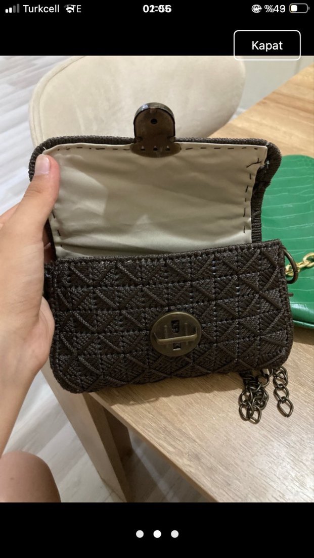 Kahverengi Nakışlı Örgü Zincir Detaylı Çanta - Görsel 2