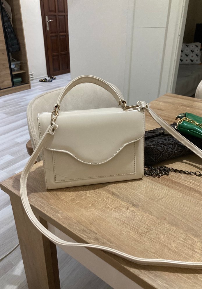 Beyaz Deri Kadın Çanta - Görsel 2