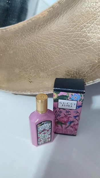 Gucci flora