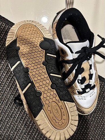 39 Beden camel Renk Adidas Spor Ayakkabı