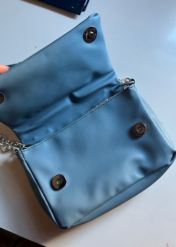 Zincir Detaylı Pastel Mavi Deri Kadın Çanta - Görsel 2