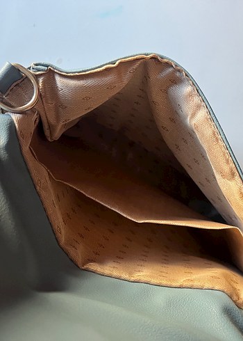 Zincir Detaylı Pastel Mavi Deri Kadın Çanta - Görsel 3