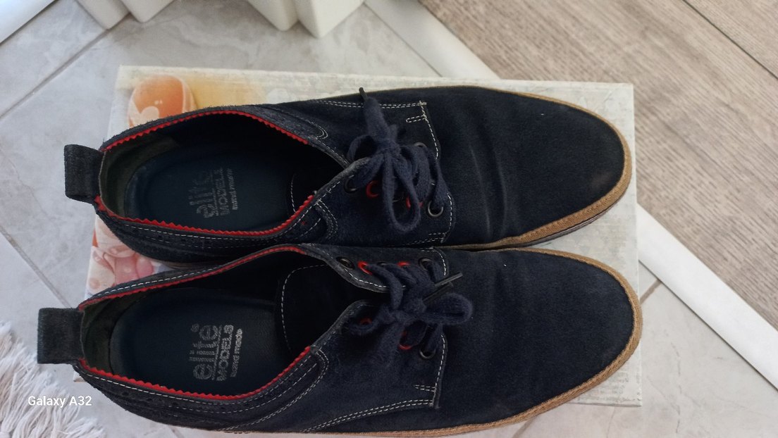 Gri ve Mavi Erkek Bağcıklar - Görsel 2