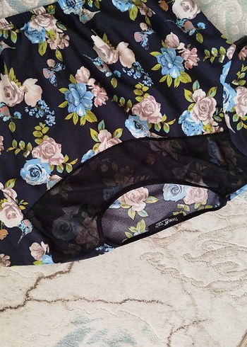 Mavi Çiçek Desenli Pareo - Görsel 2