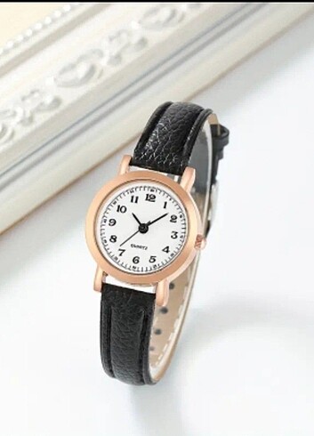 Vintage Siyah Saat