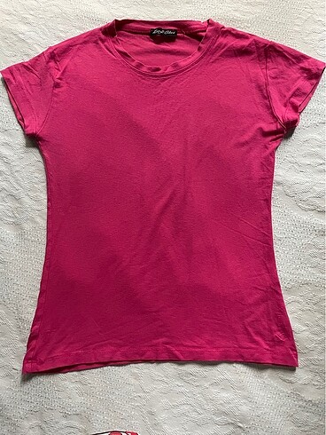 Pembe tshirt