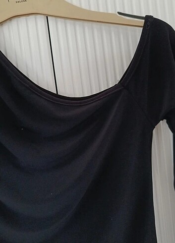 Omuz detaylı Bluz  - Görsel 2