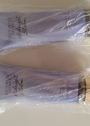 Victoria's Secret Midnight Bloom Vücut Losyonu 236 ml - Görsel 6