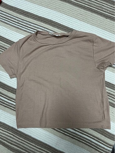 Bej tshirt