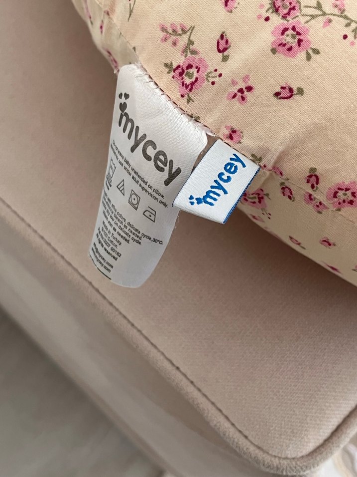 Çiçek Desenli Bej Emzirme ve Hamile Yastığı - Görsel 2