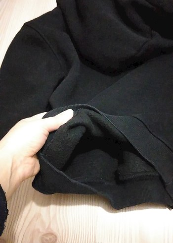 Erkek Siyah Kapüşonlu Sweatshirt - Görsel 2