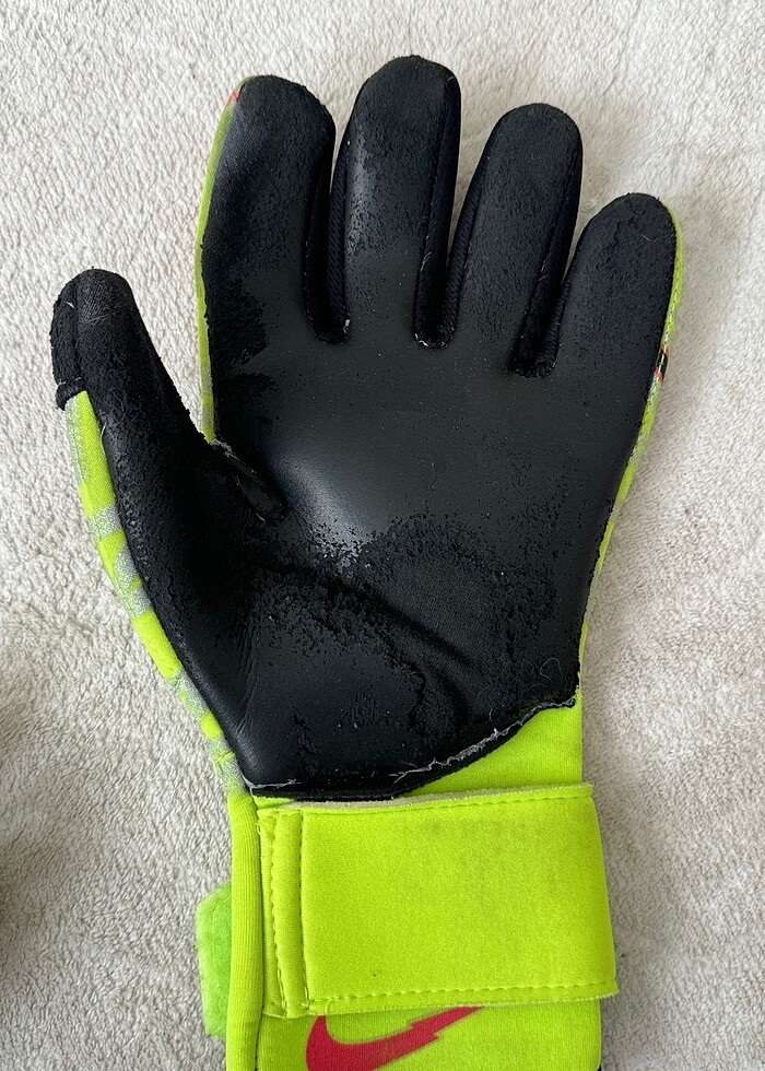 Kaleci eldiveni - Görsel 2