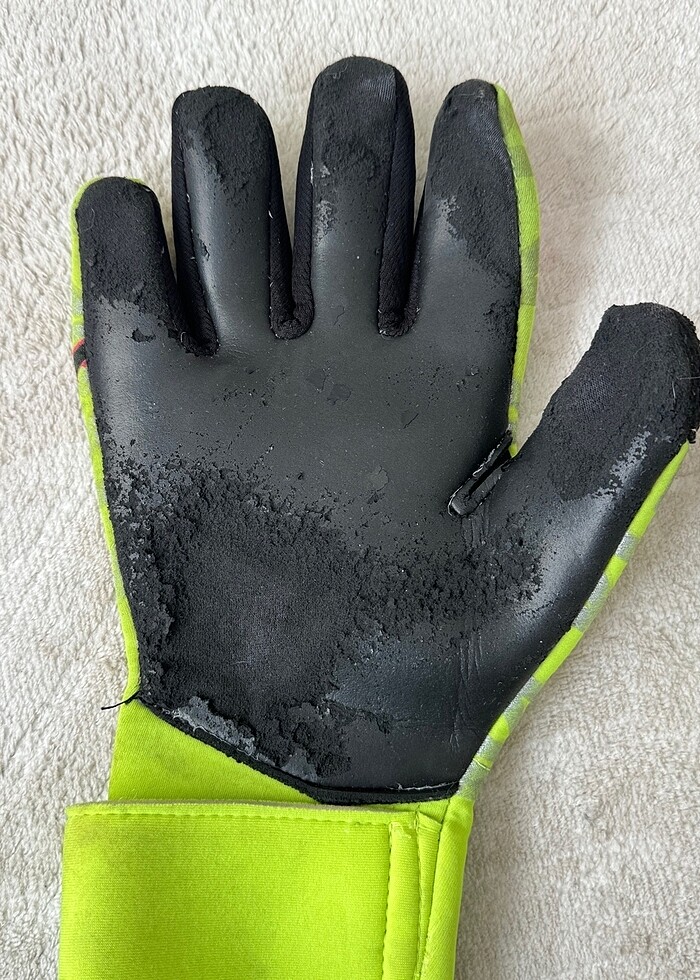 Kaleci eldiveni - Görsel 3