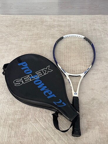 Tenis raketi