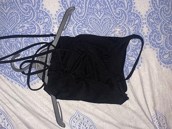 s Beden siyah Renk sırtı açık ipli çapraz bağlanan siyah crop