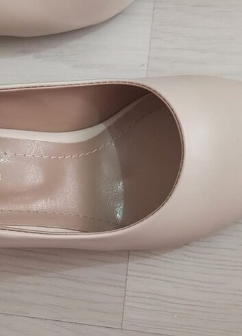 38 Beden ten rengi Renk Stiletto Deri Ayakkabı
