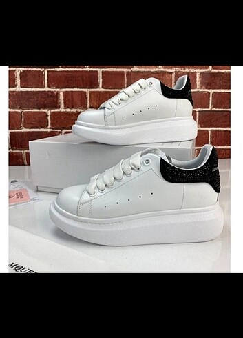 Arkasi taşli mcqueen ayakkabi(36-40)