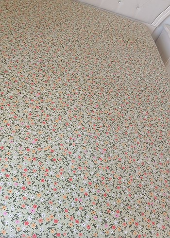 üç adet yastıkta mevcut Desenli çift kişilik çarşaf - Görsel 3