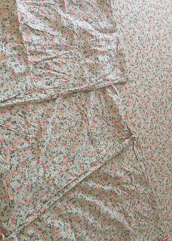 üç adet yastıkta mevcut Desenli çift kişilik çarşaf - Görsel 5